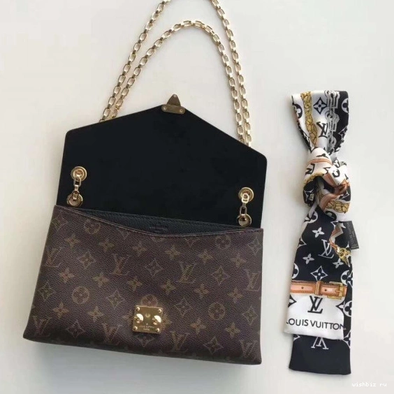 WIS PALLAS Vuitton CHAIN Louis 0210